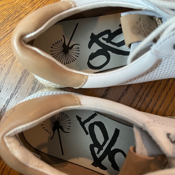 SOLD Women leather espadrilles sneakers perforated Sz 7M - Picture 10 of 12